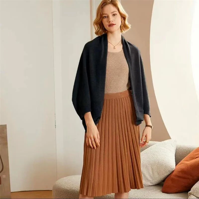 Alpina - Merino Shawl - Image 10