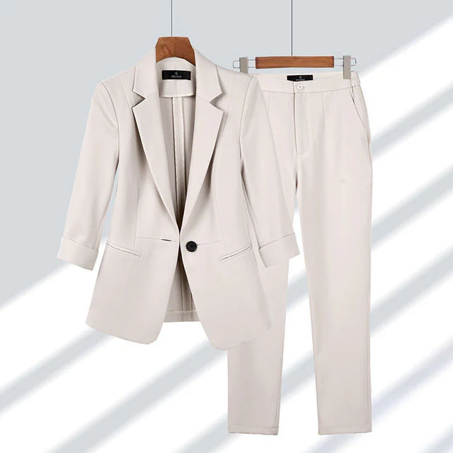 Chloé - Blazer & Trouser Set - Image 4