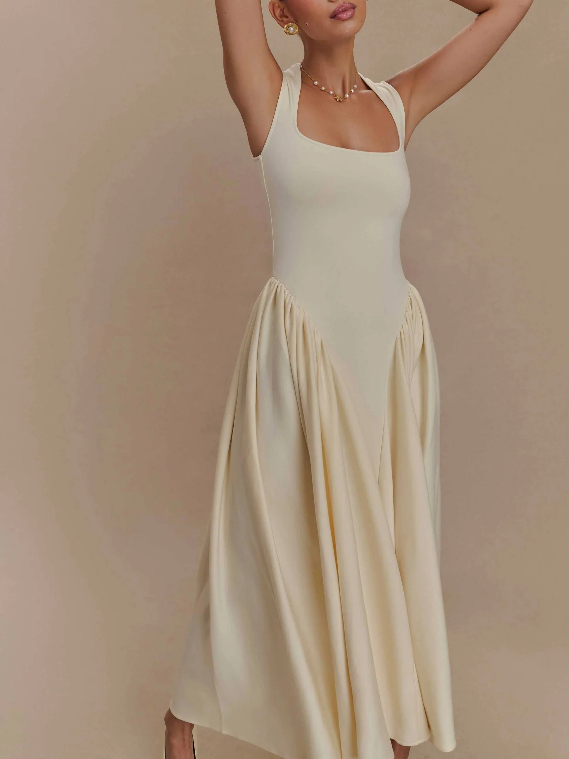 Minimalist Retro Square Neck Dress - Image 5
