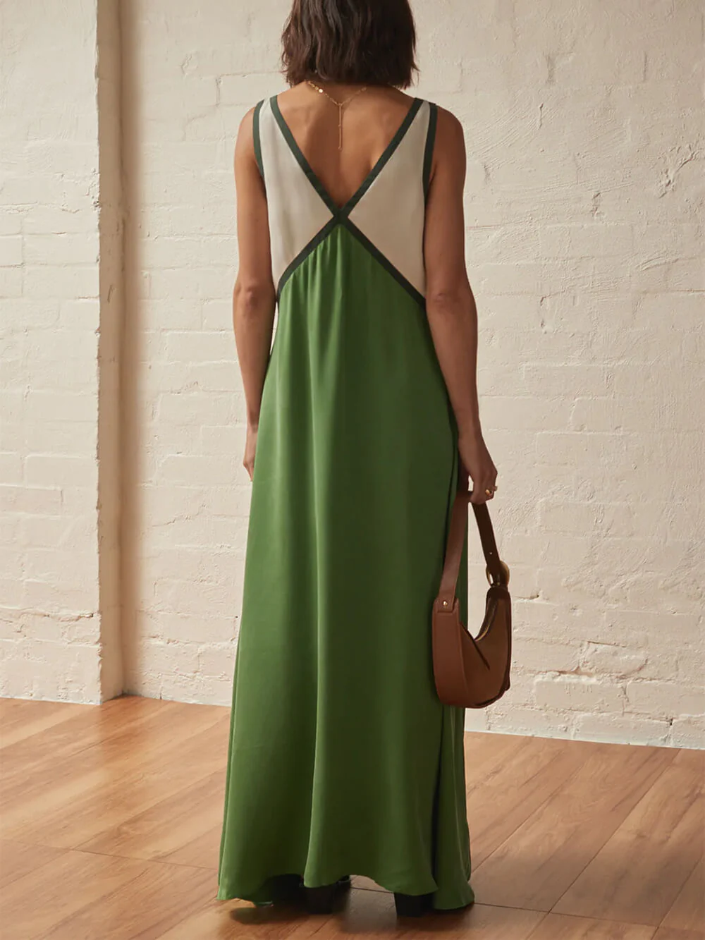 V-neck Contrasting Color Splicing Chic Dress - Image 3